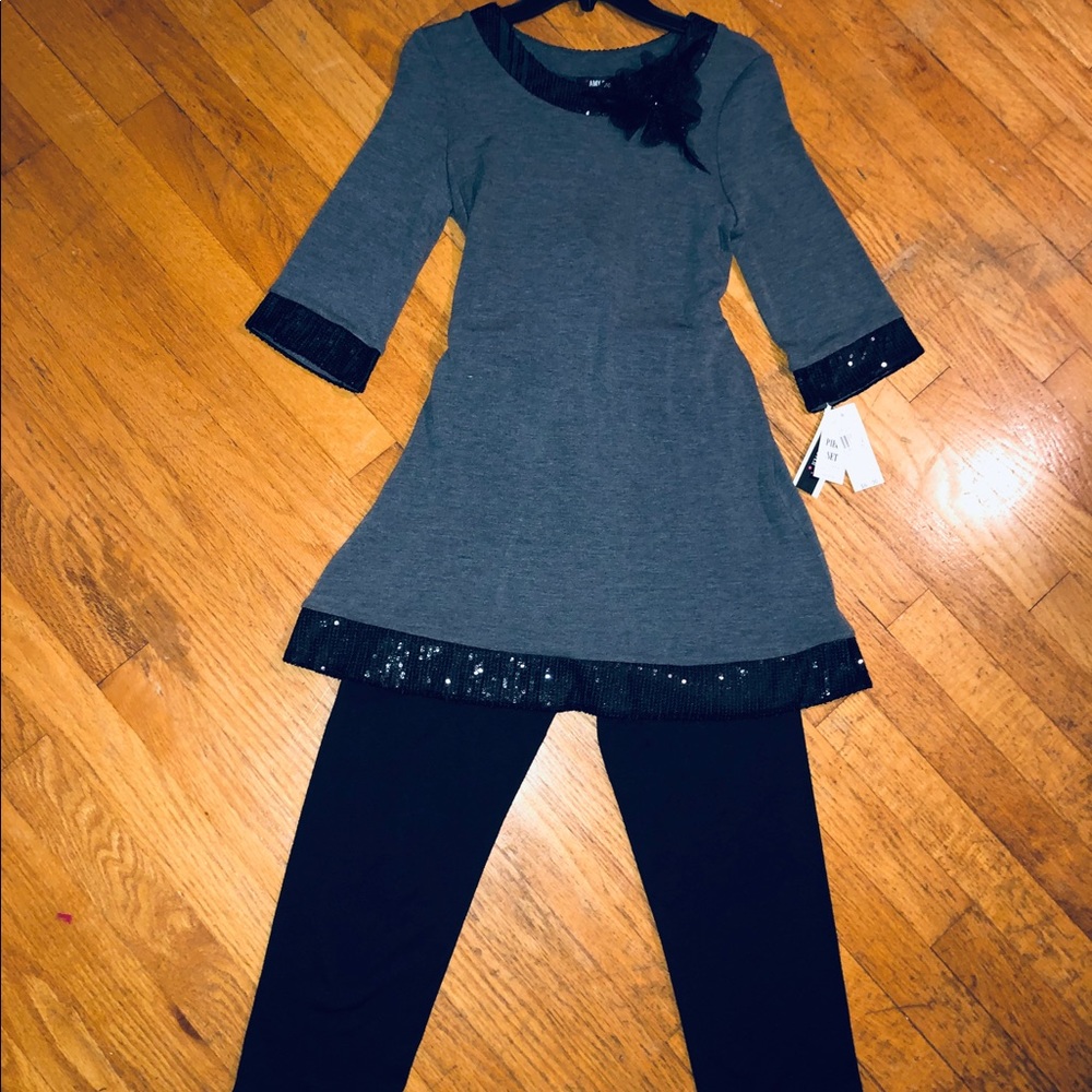 NWT Tunic/Dress w/ Pull On Pants